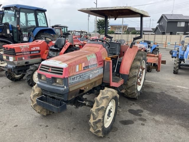 Tractor — Auction (lot 8459-2175)