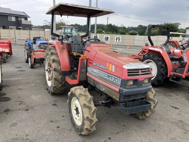 Tractor — Auction (lot 8459-2175)