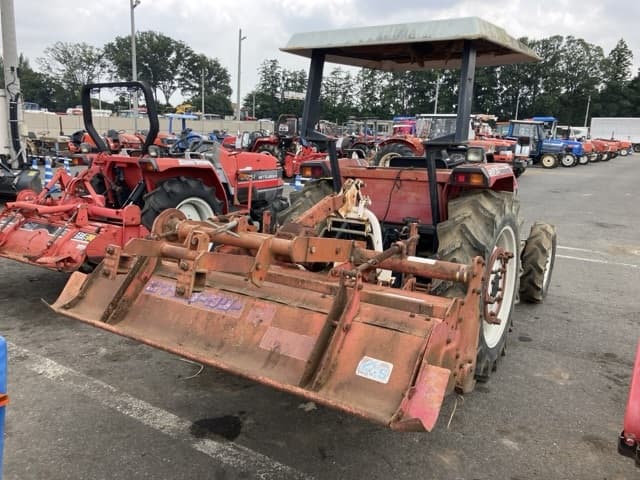 Tractor — Auction (lot 8459-2175)