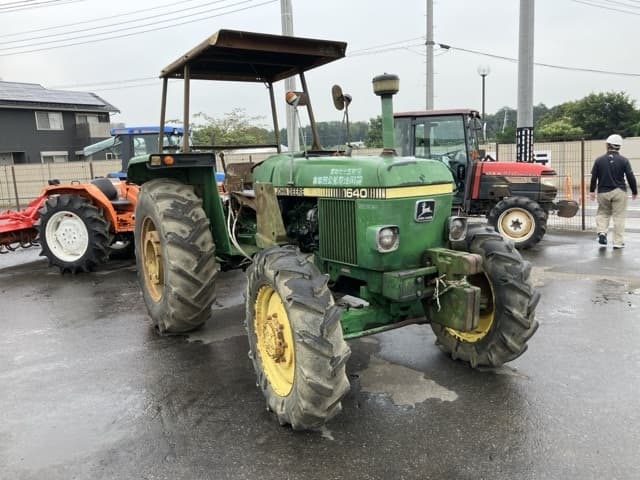 Tractor — Auction (lot 8459-2177)