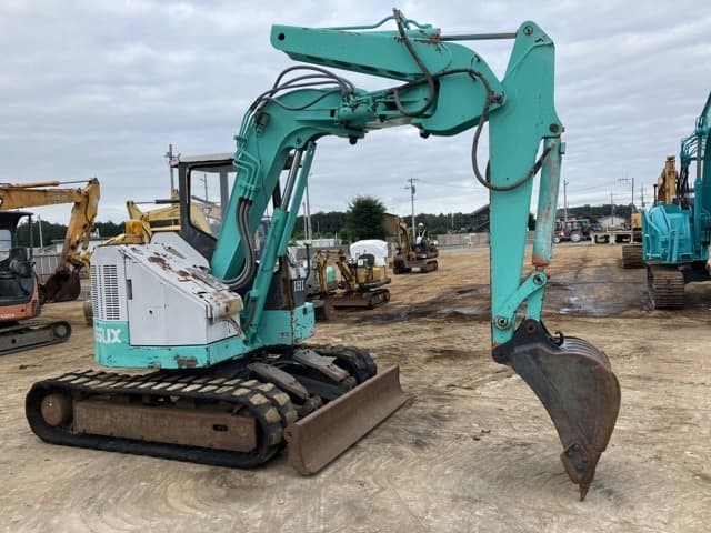 MINI EXCAVATOR — Auction (lot 8459-218)
