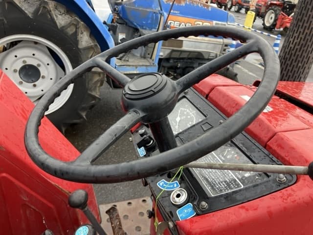 Tractor — Auction (lot 8459-2181)
