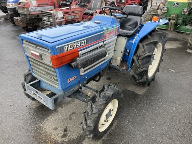 Tractor — Auction (lot 8459-2182)