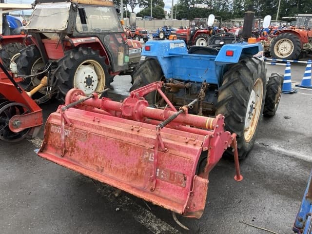 Tractor — Auction (lot 8459-2183)