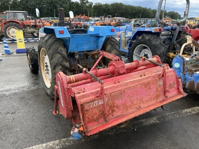 Tractor — Auction (lot 8459-2183)