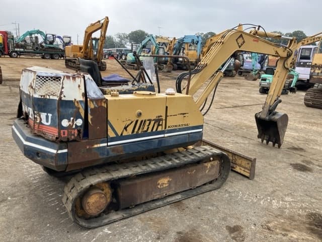 MINI EXCAVATOR — Auction (lot 8459-219)