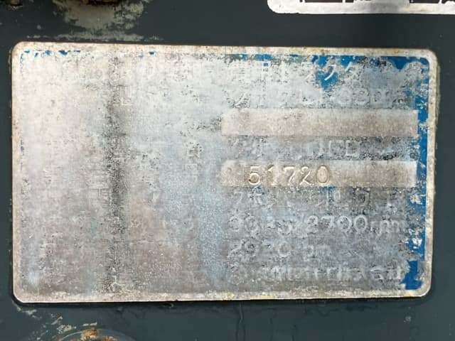 Tractor — Auction (lot 8459-2195)