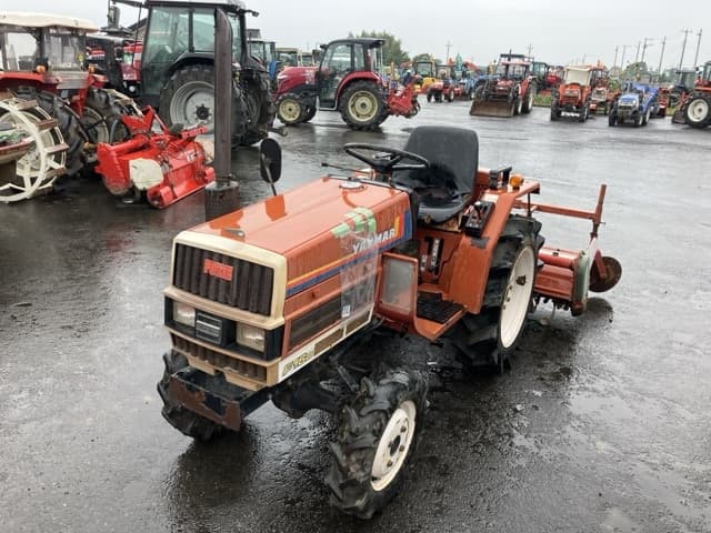 Tractor — Auction (lot 8459-2198)