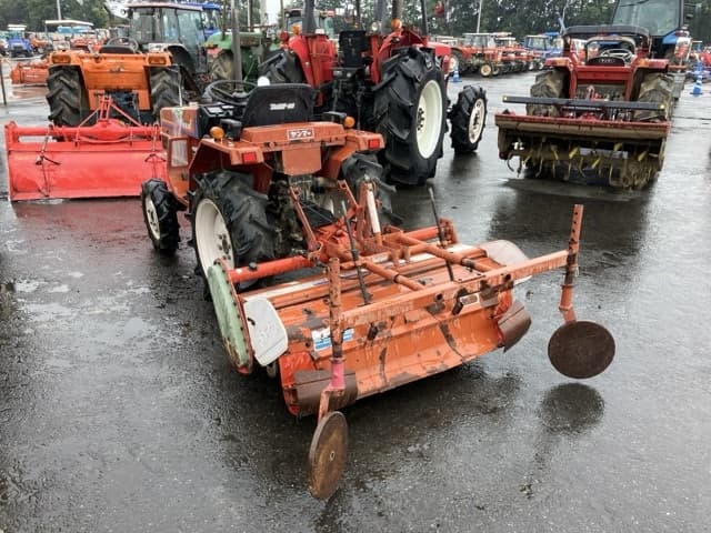 Tractor — Auction (lot 8459-2198)
