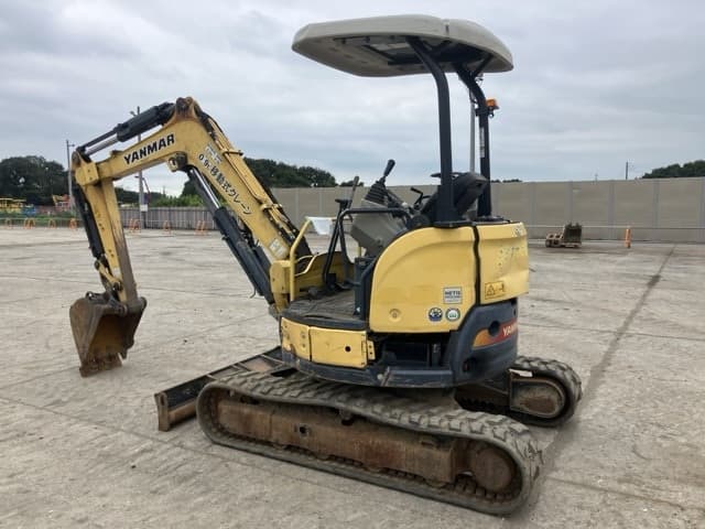 MINI EXCAVATOR — Auction (lot 8459-22)