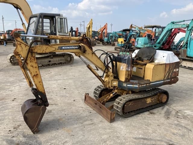 MINI EXCAVATOR — Auction (lot 8459-220)