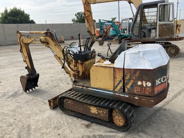 MINI EXCAVATOR — Auction (lot 8459-220)