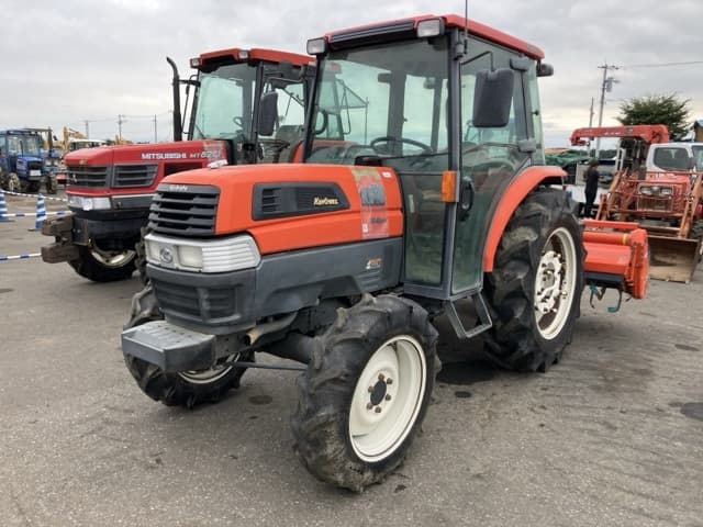 Tractor — Auction (lot 8459-2203)