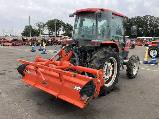 Tractor — Auction (lot 8459-2203)