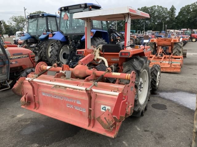 Tractor — Auction (lot 8459-2213)