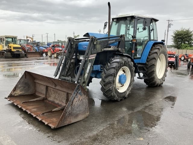 Tractor — Auction (lot 8459-2216)