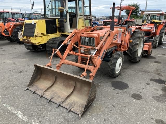 Tractor — Auction (lot 8459-2220)