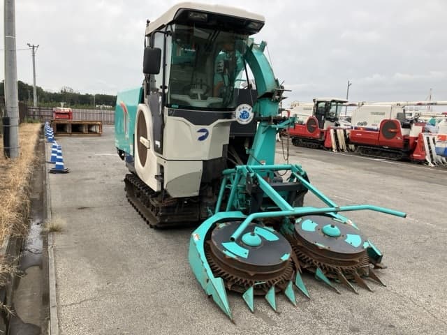 ROLL BALER — Auction (lot 8459-2221)