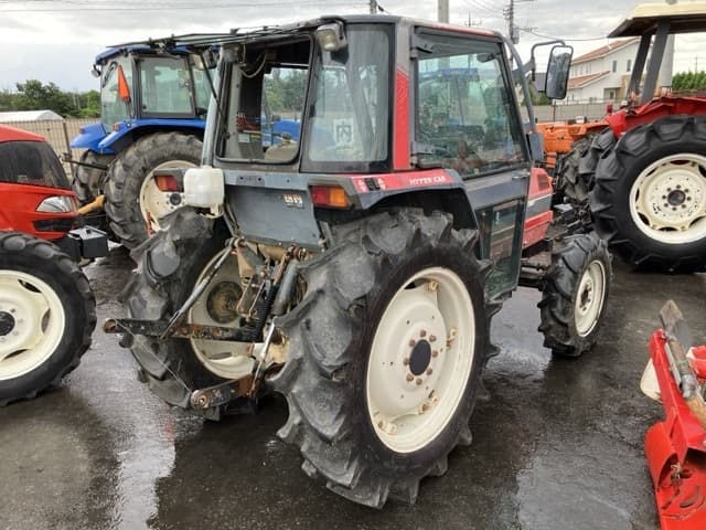 Tractor — Auction (lot 8459-2223)