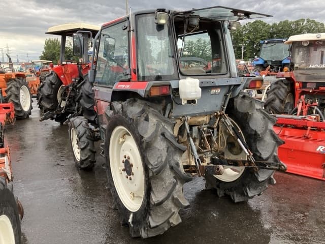 Tractor — Auction (lot 8459-2223)