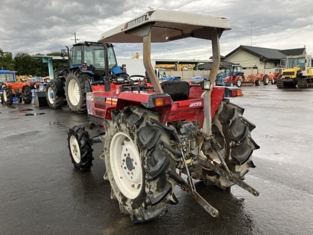Tractor — Auction (lot 8459-2224)