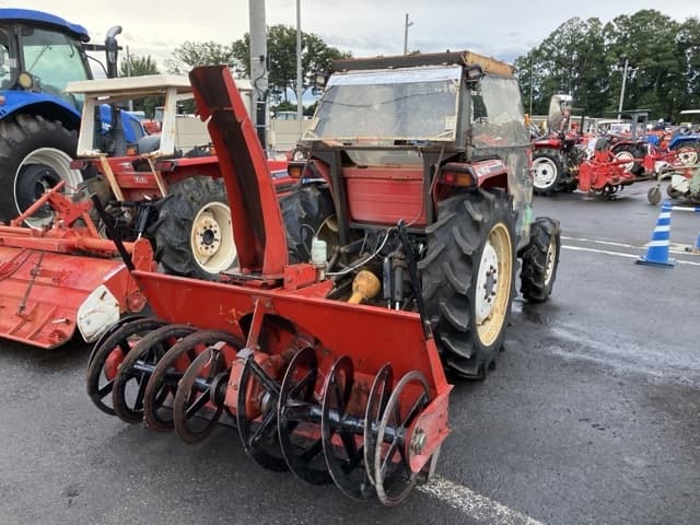 Tractor — Auction (lot 8459-2225)