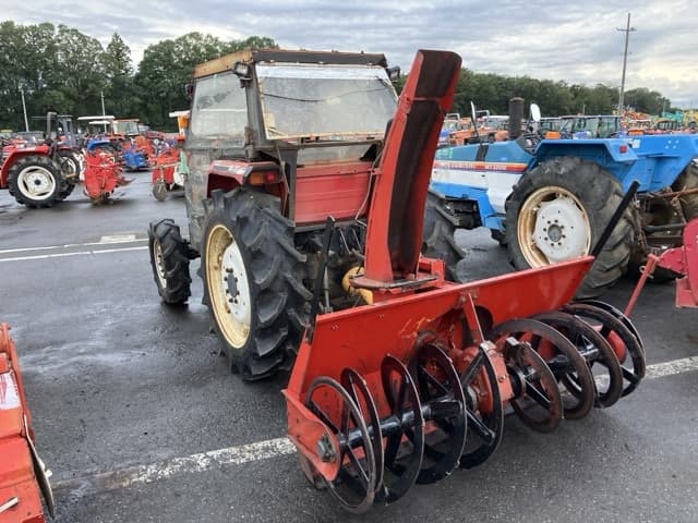 Tractor — Auction (lot 8459-2225)