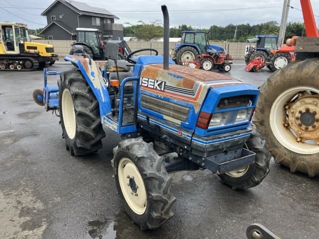 Tractor — Auction (lot 8459-2227)