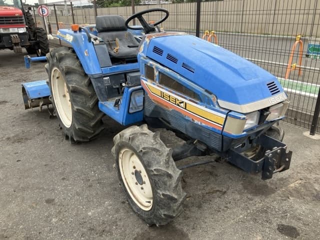 Tractor — Auction (lot 8459-2228)