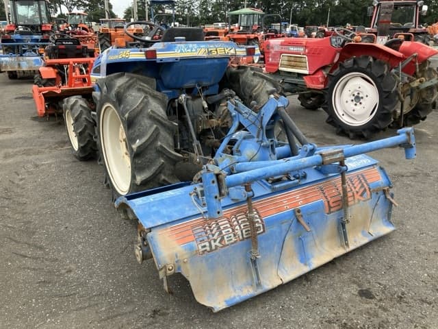 Tractor — Auction (lot 8459-2228)