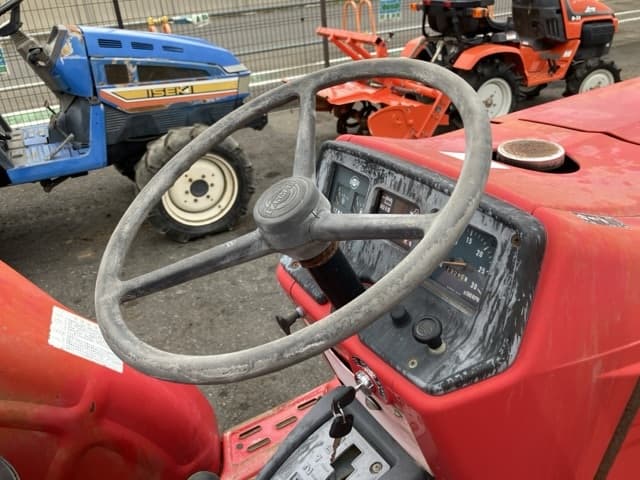 Tractor — Auction (lot 8459-2234)