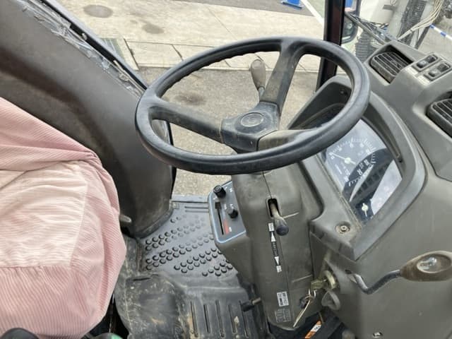 Tractor — Auction (lot 8459-2238)