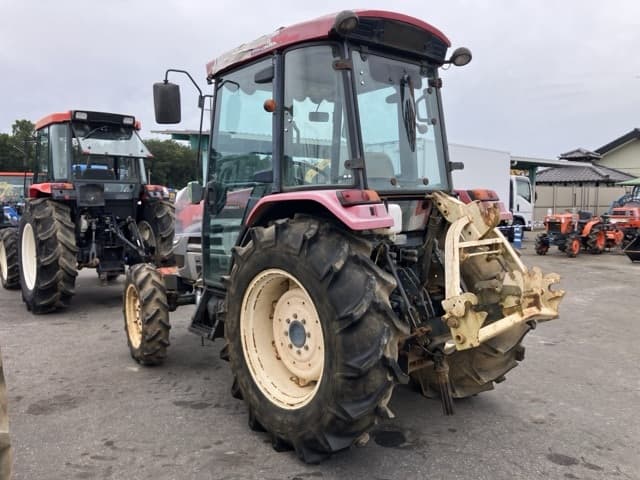 Tractor — Auction (lot 8459-2240)