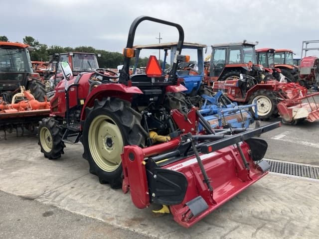 Tractor — Auction (lot 8459-2242)