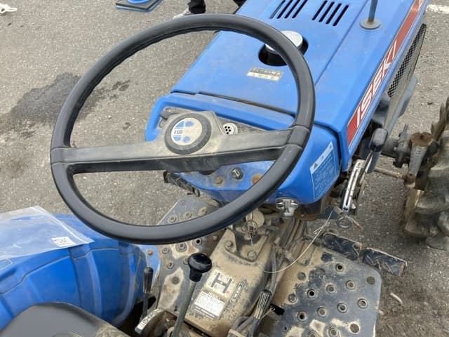 Tractor — Auction (lot 8459-2243)