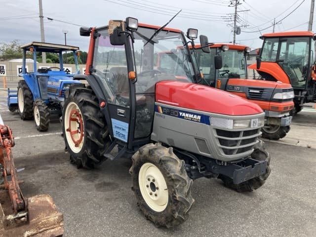 Tractor — Auction (lot 8459-2245)