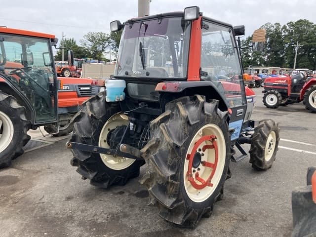 Tractor — Auction (lot 8459-2245)