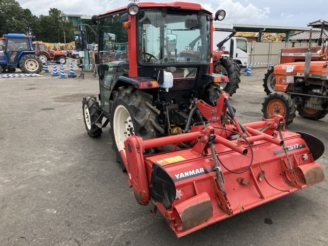 Tractor — Auction (lot 8459-2247)