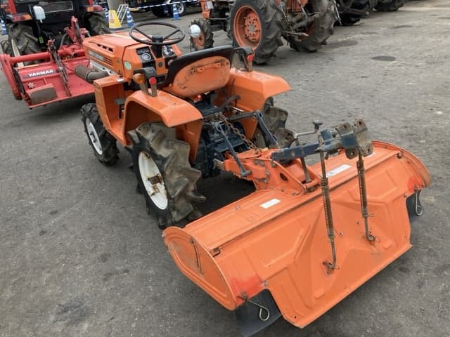 Tractor — Auction (lot 8459-2248)