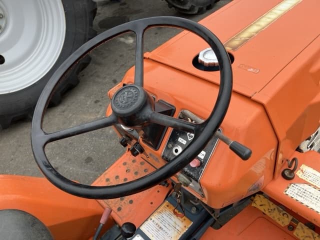 Tractor — Auction (lot 8459-2248)
