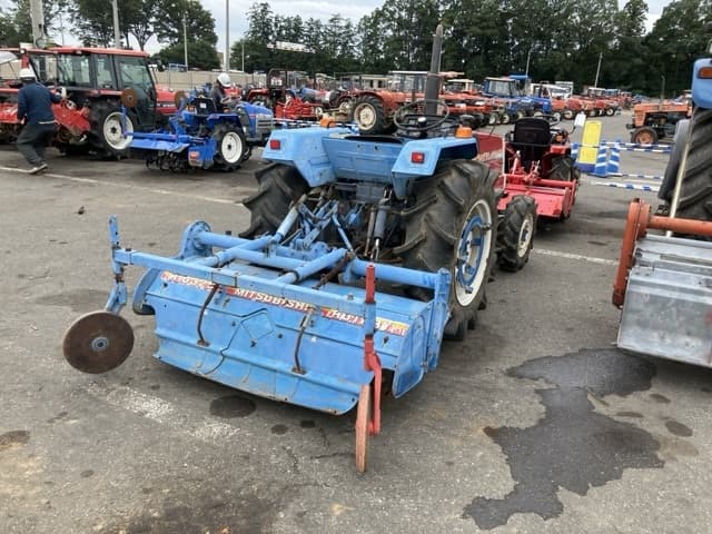 Tractor — Auction (lot 8459-2249)