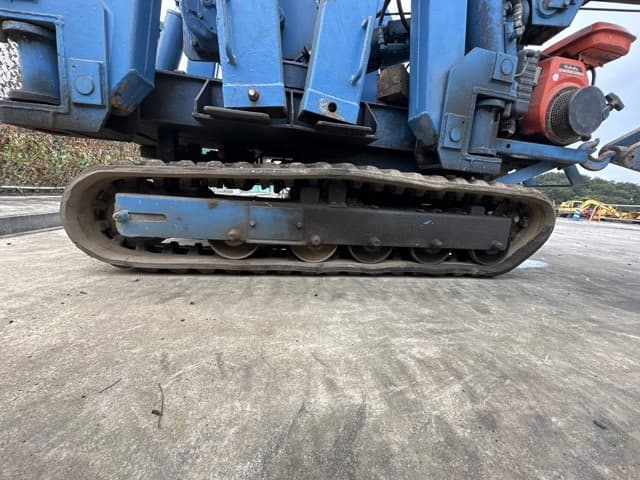MINI CRAWLER CRANE — Auction (lot 8459-225)