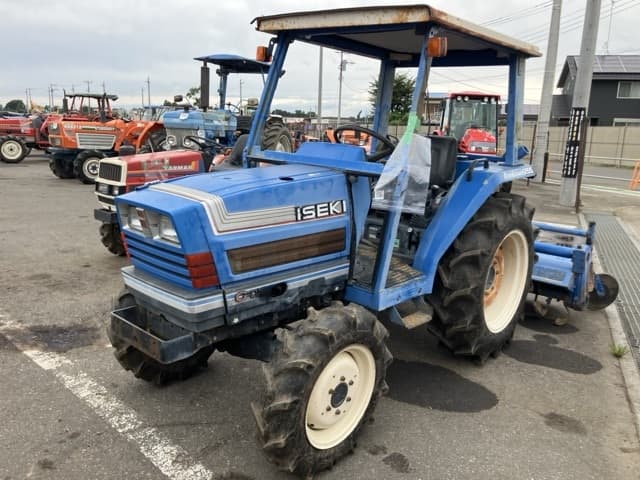 Tractor — Auction (lot 8459-2252)