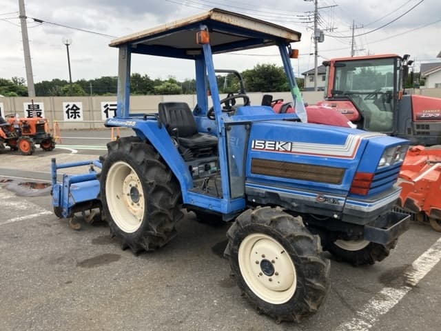 Tractor — Auction (lot 8459-2252)