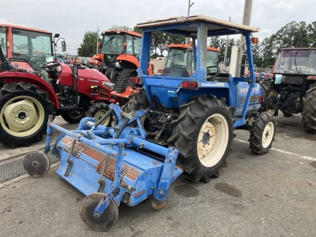 Tractor — Auction (lot 8459-2252)