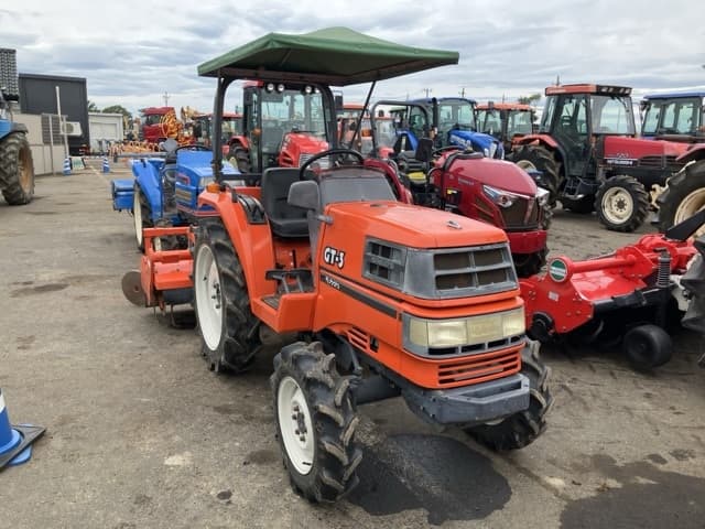 Tractor — Auction (lot 8459-2254)