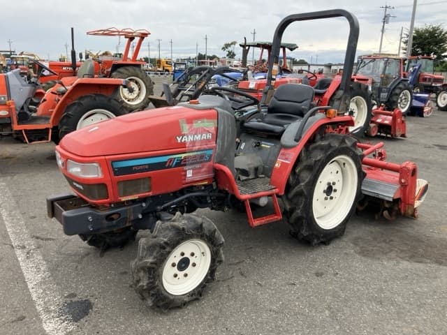 Tractor — Auction (lot 8459-2265)