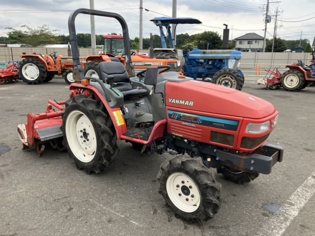 Tractor — Auction (lot 8459-2265)