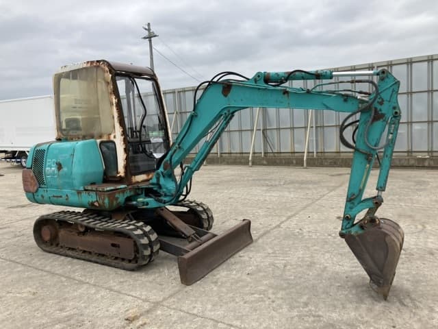 MINI EXCAVATOR — Auction (lot 8459-23)