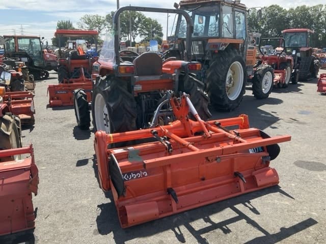 Tractor — Auction (lot 8459-2321)